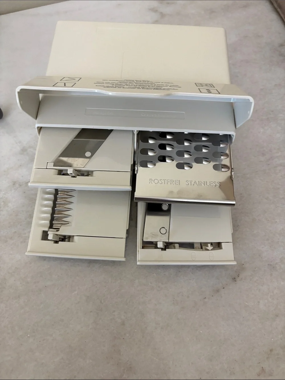 Pampered Chef Cream Ultimate Mandoline Tool Set with Interchangeable blades